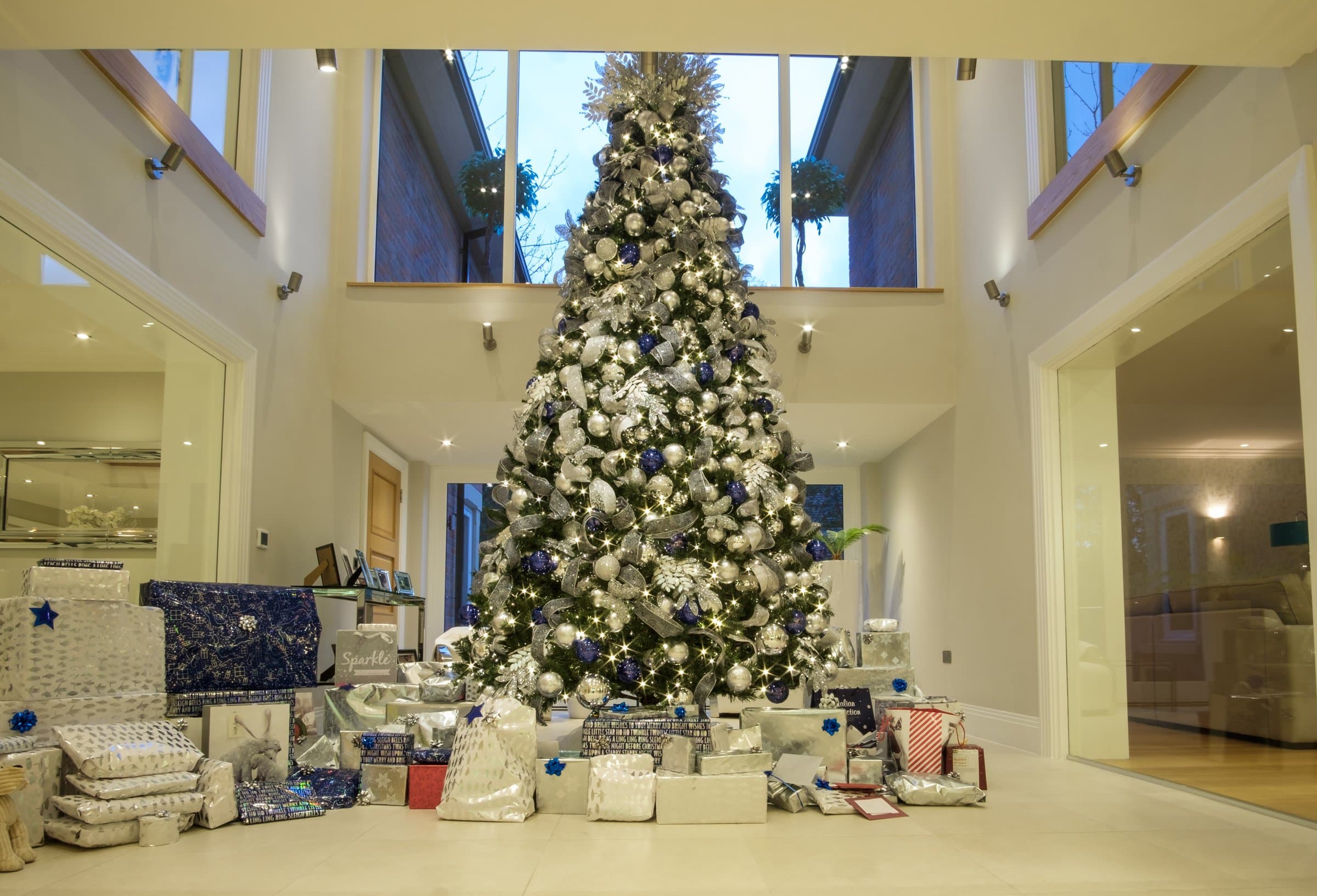 Residential Christmas lighting install 5