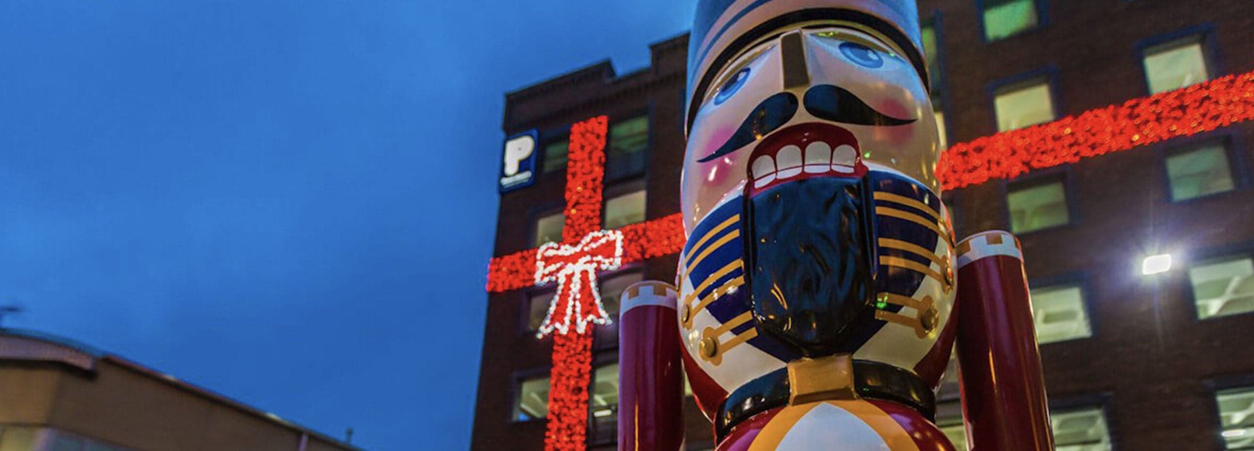 About The Christmas Decorators